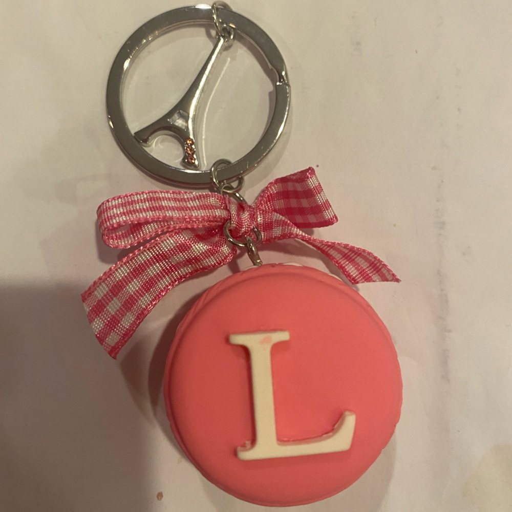 Pink 'T' Macaron Keychain with Gingham Bow